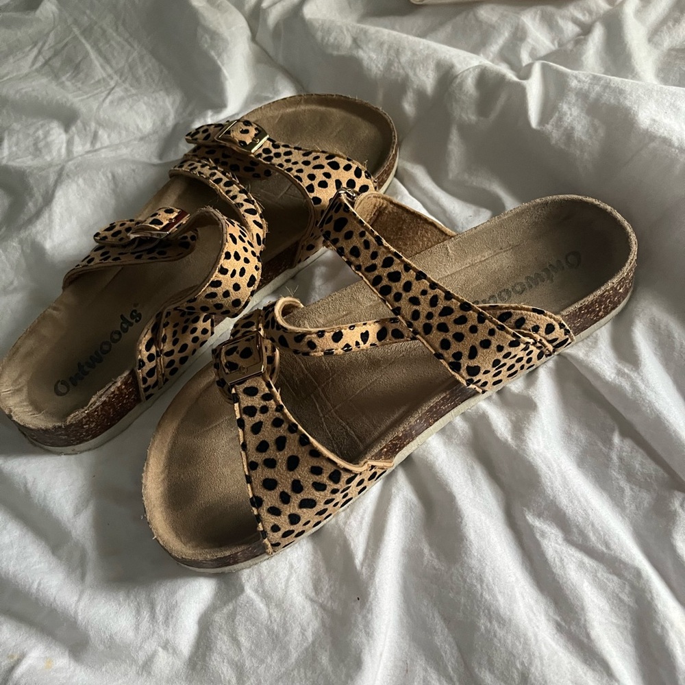 Cheetah Sandal- good shape- size 8
